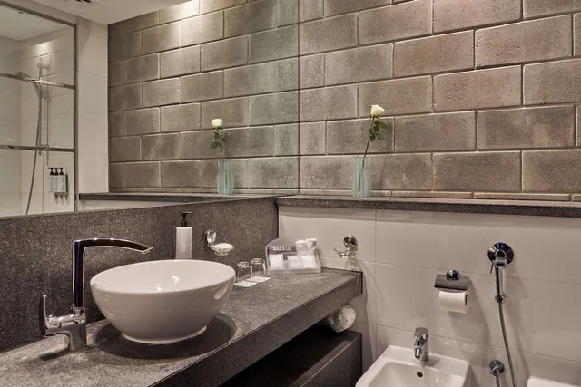 1 Bedroom, Suite, King Bed, Burj Khalifa View، Villa Rotana 5/5