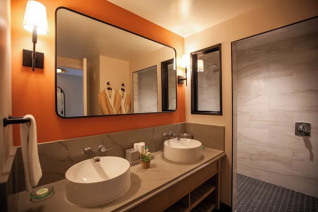 Westport, Suite, King Bed، The Westport Inn, an Ascend Hotel Collection Member 2/3
