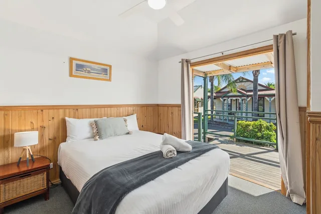 فيلا بسرير بطابقين وسريرين كوين بإطلالة على البحر بـ3 غرف نوم، Coachhouse Marina Resort 4/9