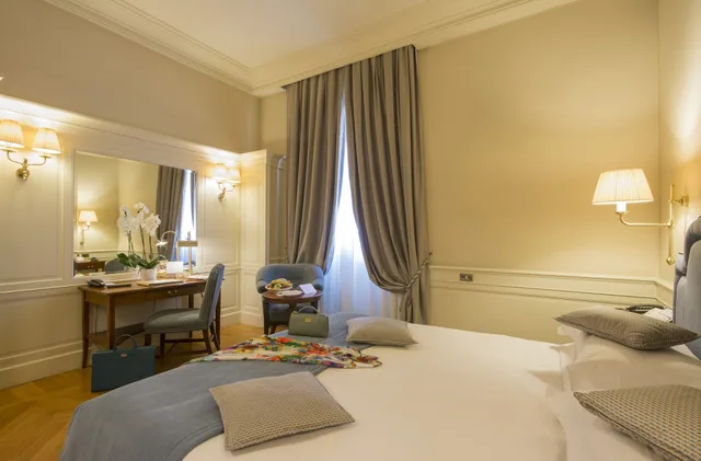 غرفة ديلوكس بسرير مزدوج، Hotel Corona d Oro 1890 11/14