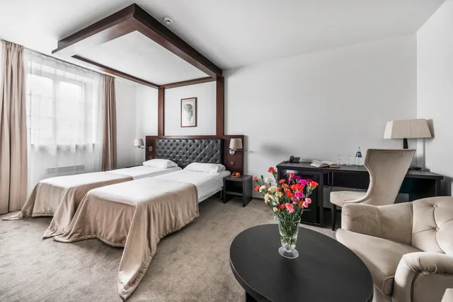 غرفة قياسية بسريرين منفصلين، Amberton Cozy Hotel Kaunas 3/5