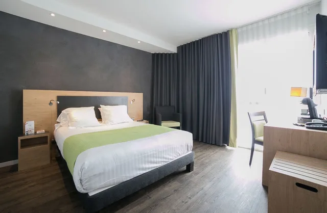 غرفة بريستيج بسرير مزدوج، Hotel de La Louee 1/2