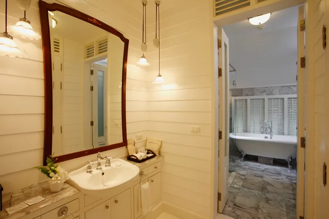 Villa, King Bed, Centara Grand Beach Resort Hua Hin 2/2