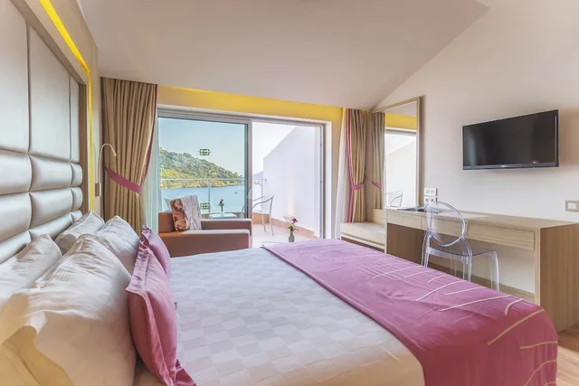 غرفة قياسية بسريرين منفصلين بإطلالة على البحر، Orka Lotus Beach 3/8