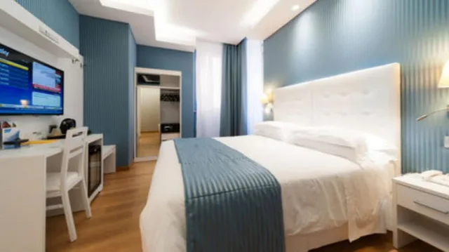 غرفة سوبيريور بسرير مزدوج، Trevi 41 Hotel 2/7