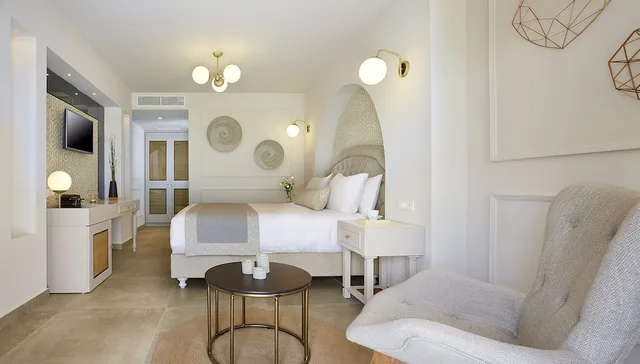 غرفة سوبيريور بسرير مزدوج بإطلالة على المسبح بشرفة، De Sol Hotel and Spa 8/10