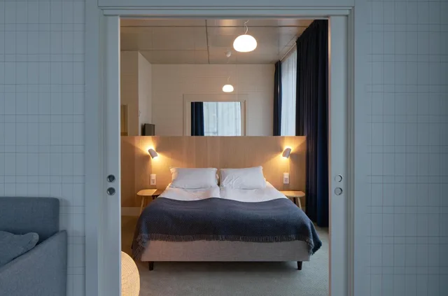 جناح تنفيذي بسرير كوين مع أريكة، ZANDER K HOTEL 6/10