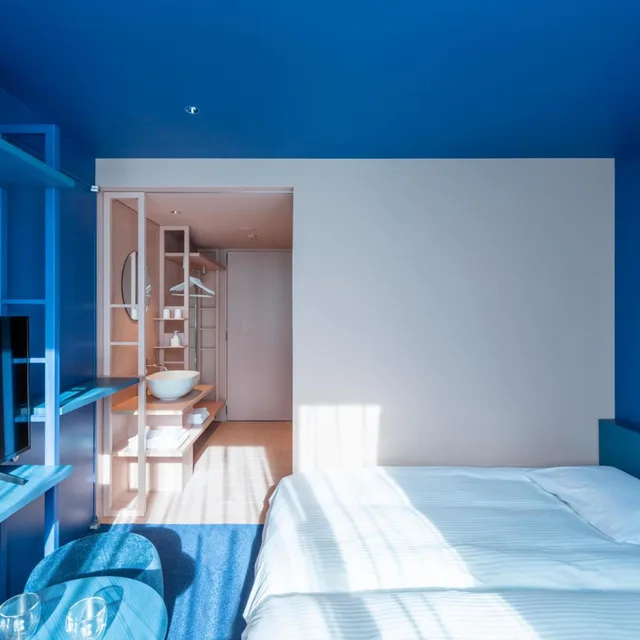 Connecting, Dark Blue، Toggle Hotel Suidobashi TOKYO 3/3