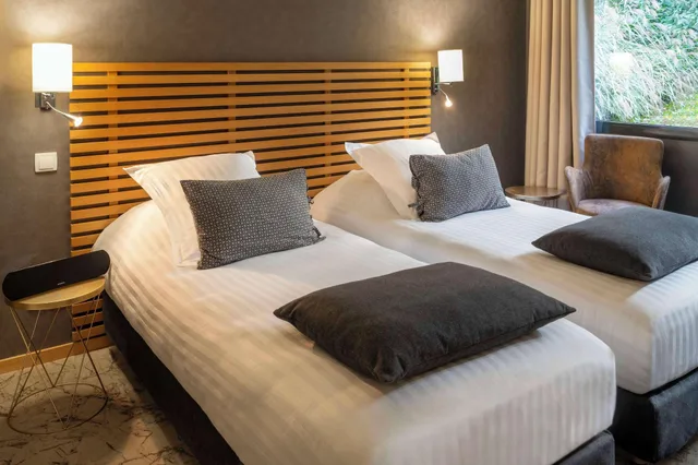 Connecting, Standard, Multiple Beds، Best Western Plus Hotel De La Regate 2/6