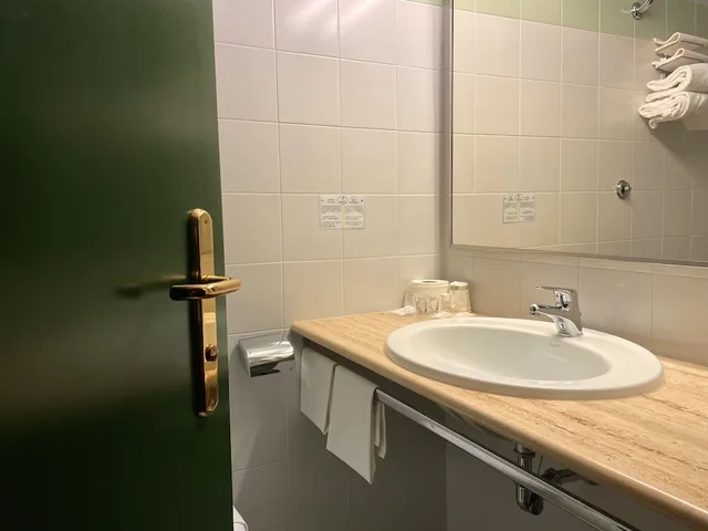 غرفة قياسية بسرير كوين، Hotel Meeting Santacroce 4/4