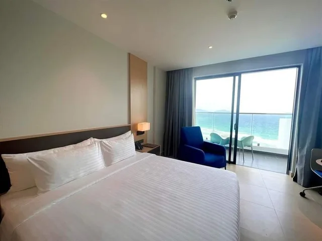 غرفة ديلوكس بسريرين منفصلين، The Empyrean Cam Ranh Beach Resort 2/10