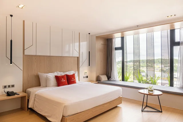 Studio, King Bed, Colline Dalat 2/10