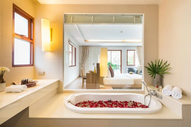 Premier, Deluxe, Hot Tub, Pool Access، Ayrest Hotel 8/8