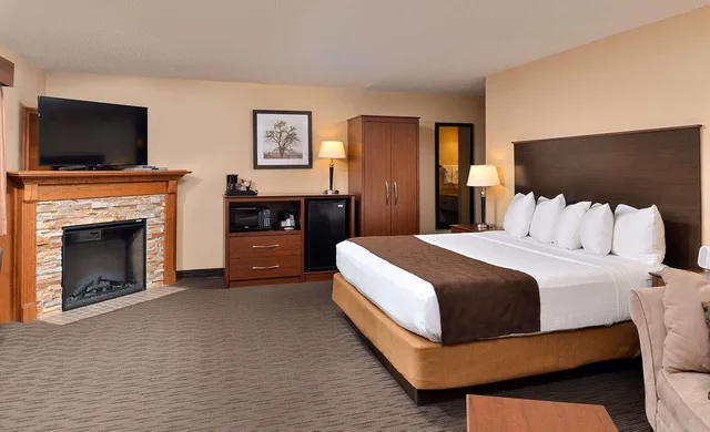 جناح سوبيريور بسرير كينج، Americinn By Wyndham Fergus Falls - Conference Center 1/1