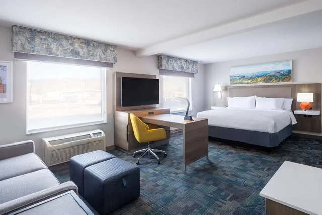 استوديو بسرير كينج مع أريكة لذوي الإعاقة، Hampton Inn & Suites Salida 1/2