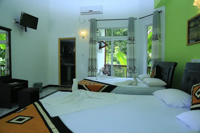 جناح عائلي بسريرين كينج بإطلالة على النهر بغرفة نوم واحدة، Hotel River Front 3/8