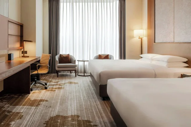 غرفة ديلوكس بسريرين مزدوجين بإطلالة على المدينة، Courtyard by Marriott Taipei 10/10