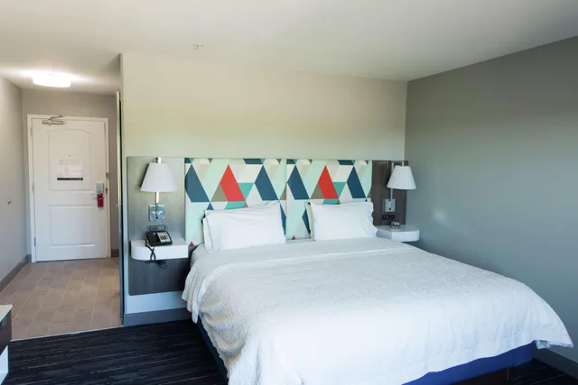 غرفة بسرير مزدوج، Hampton Inn Suites Ankeny 1/1