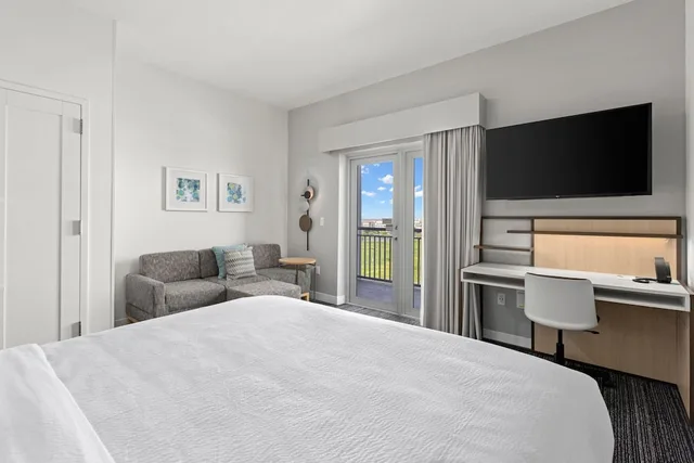 استوديو بسرير كينج لذوي الإعاقة، TownePlace Suites by Marriott Cape Canaveral Cocoa Beach 2/4
