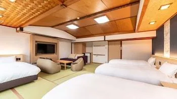 غرفة يابانية سوبيريور رباعية بحمام مشترك، Oedo Onsen Monogatari Kinosaki Onsen Kinosaki 1/1