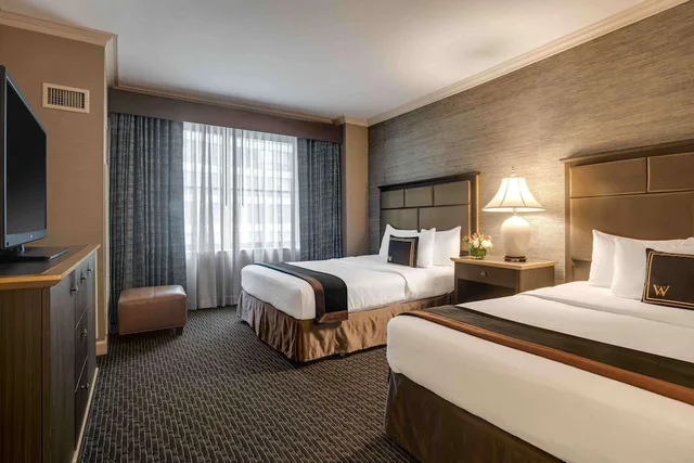 غرفة قياسية بسريرين كوين لذوي الإعاقة، The Whitehall Hotel, BW Premier Collection 1/4