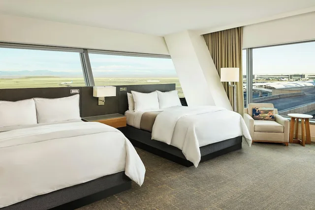 غرفة تقليدية بسريرين كوين لذوي الإعاقة، The Westin Denver International Airport 1/8