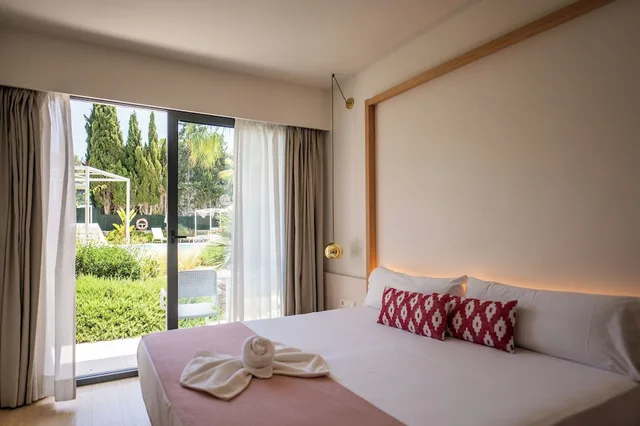 Exclusive, Queen Bed, Garden View, Pool Side، Sol I Vida Boutique Hotel Adults Only 2/6