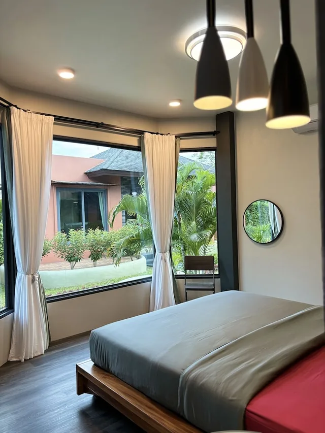 بنغل غراند ديلوكس بسرير كينج، Cafe@Luv22 Guest House 1/5