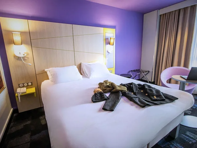 غرفة قياسية بسريرين منفصلين، ibis Styles Honfleur Centre Historique 3/10