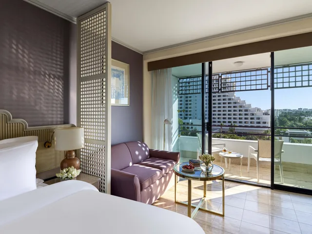 Room, Double Bed, Side Sea View، Rixos Downtown Antalya 3/5