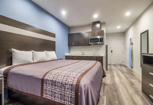 غرفة قياسية بسرير كينج، Studio6 Deer Park, TX 3/10