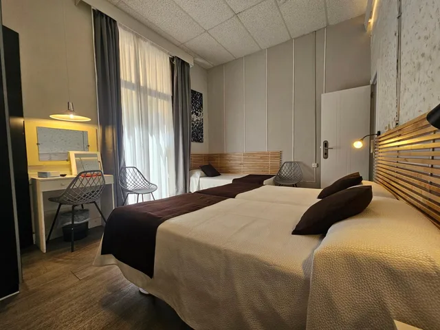 غرفة ثلاثية بإطلالة، Hotel Palermo 4/8