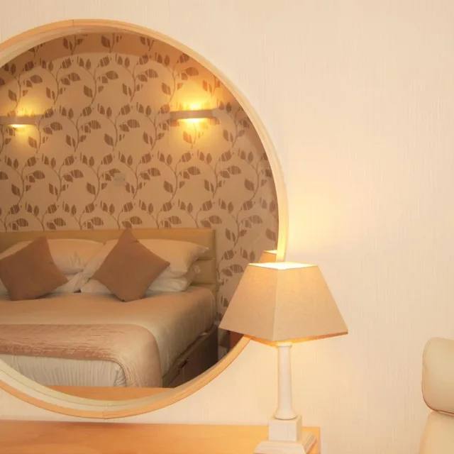 غرفة بسرير مزدوج، Kingswood Hotel 2/4