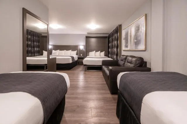 Suite, Hotel & Suites Le Dauphin Quebec 4/8
