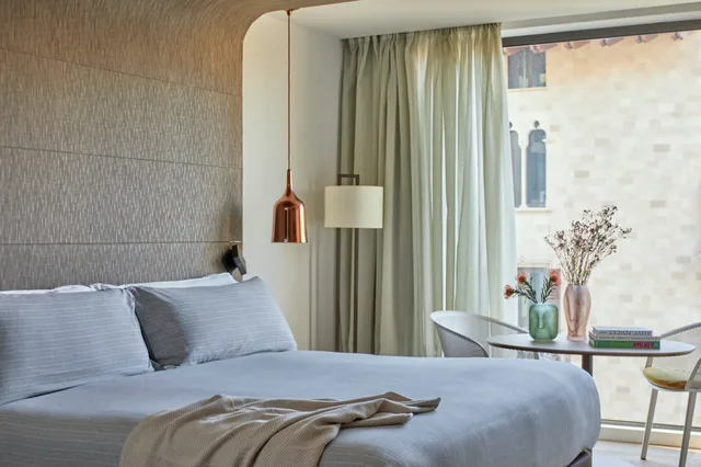 Me, Superior, King Bed, City View، ME Barcelona 1/5