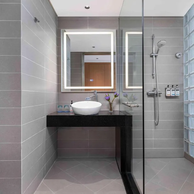 غرفة بسرير كينج للمدخنين لذوي الإعاقة، Holiday Inn Express Chengdu Gulou 6/6