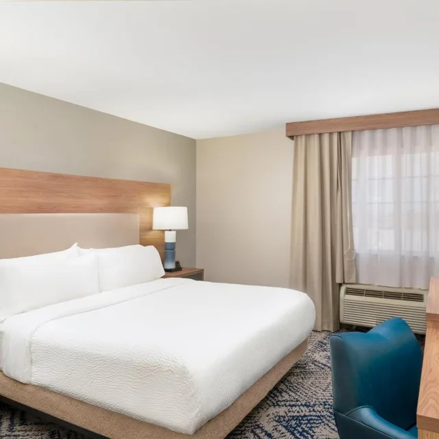 1 Bedroom, Suite, Bathtub, Accessible, Candlewood Suites El Paso 1/2