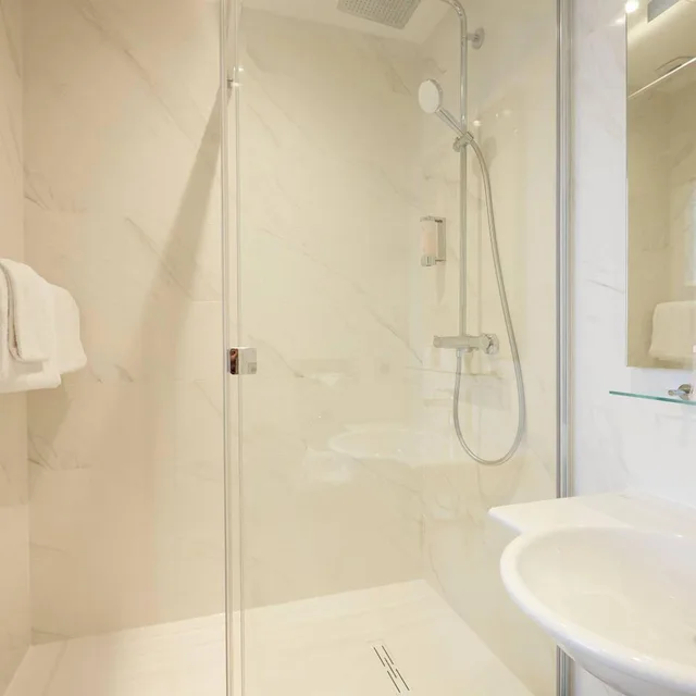 Superior, King Bed, Quality Hotel Bordeaux Centre 6/6