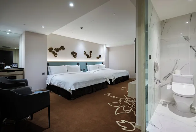 غرفة رباعية بسريرين كينج، K Hotel - Taipei II 7/7