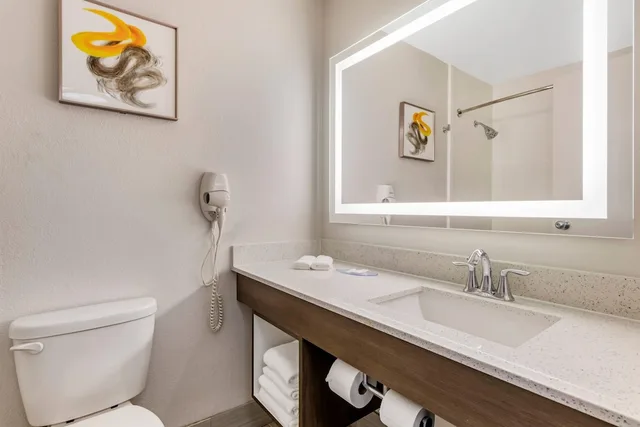 غرفة بسريرين كوين، Comfort Inn & Suites Clemson - University Area 8/10