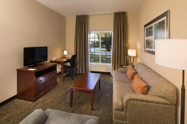 جناح استوديو، Staybridge Suites Monterrey - San Pedro 1/1