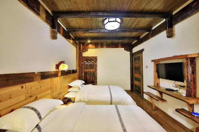 Senior, Twin Beds, Hill View، Xiangxi Dreamweaver Inn 3/6