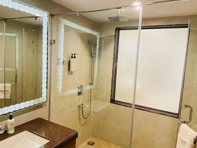 Room, Double Bed, Pool View, Balcony, Sobit Sarovar Portico Goa 8/10