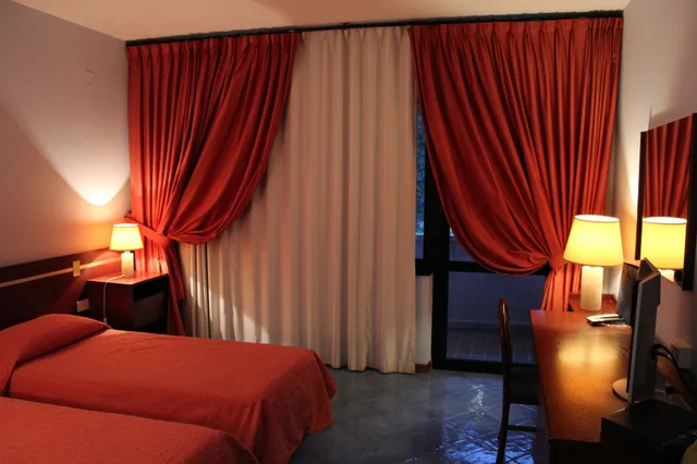 غرفة اقتصادية بسرير مزدوج أو سريرين منفصلين، Hotel Puntaquattroventi 3/5