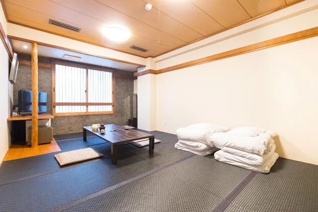 غرفة يابانية سوبيريور بفراش فوتون، Satomo Ryokan 1/1
