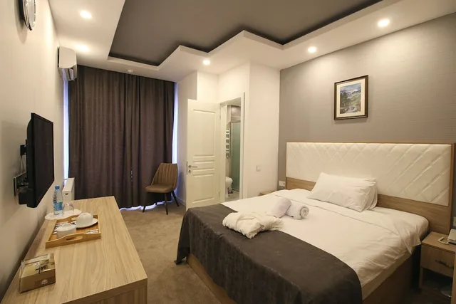 Zamzam Hotel, Baku 18/50