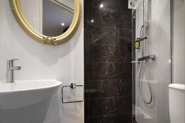 غرفة مفردة، Hotel Montparnasse Saint Germain 8/10