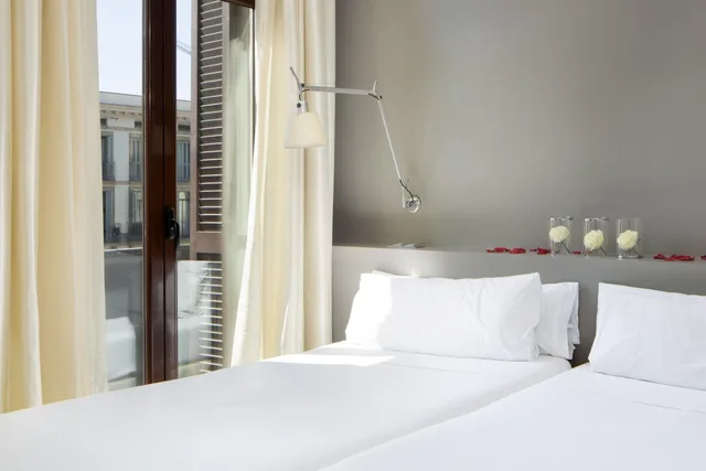 غرفة بسرير مزدوج بإطلالة، Hotel Ramblas Internacional 2/3