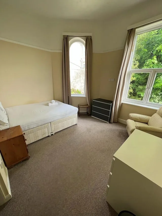 غرفة كومفورت مفردة بسرير فردي، Crofton House Hotel 2/5