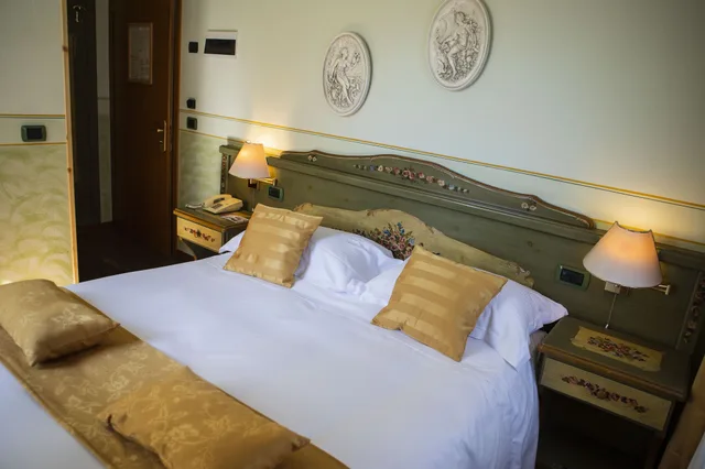 Standard, Twin Beds, Villa Imperina 2/6